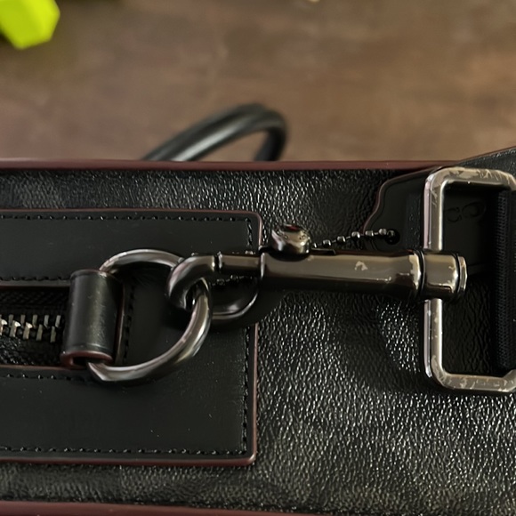 Coach men’s brief case cross shoulder - Picture 6 of 12